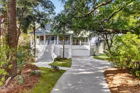 1526 Regimental Ln, Johns Island, SC 29455
