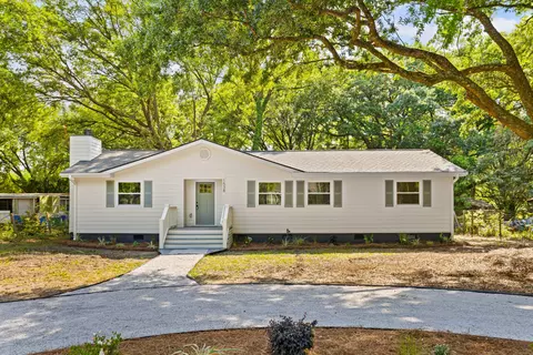 1538 Southwick Dr, Johns Island, SC 29455