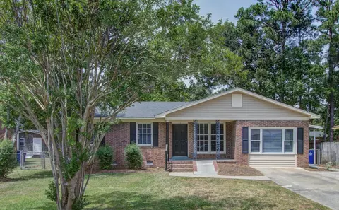 845 Hitching Post Rd, Charleston, SC 29414