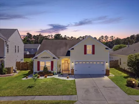 8009 Henderson Rd, Summerville, SC 29483