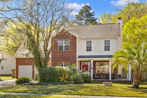 800 Essex Dr, Summerville, SC 29485