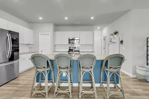 548 Spanish Wells Rd, Summerville, SC 29486