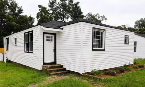 2121 Cosgrove Ave, North Charleston, SC 29405