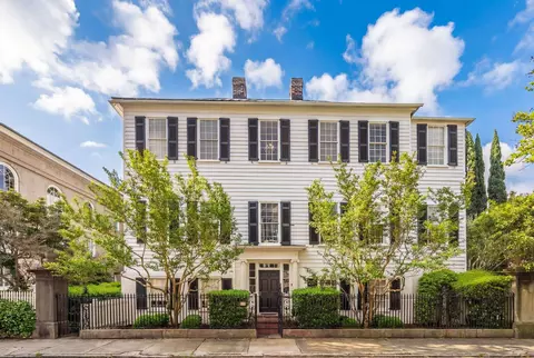 75 Tradd St, Charleston, SC 29401
