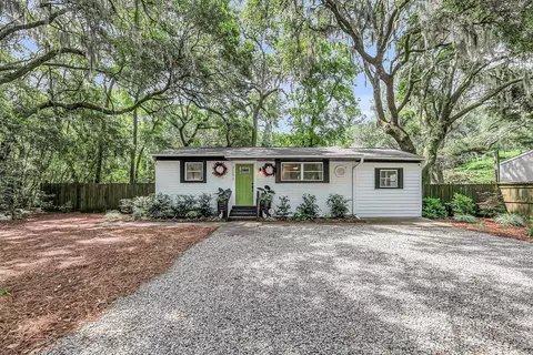 3293 River Rd, Johns Island, SC 29455
