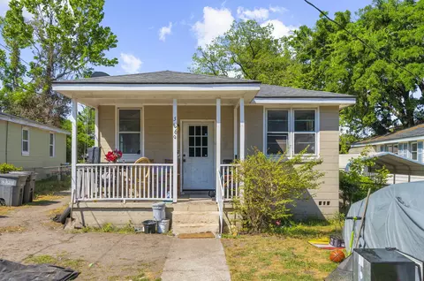 5869 Kirkwood Ave, North Charleston, SC 29406