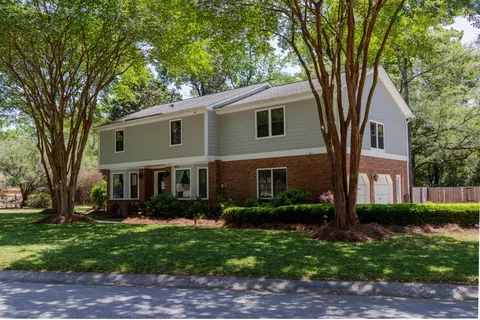 103 Endicott St, Summerville, SC 29485