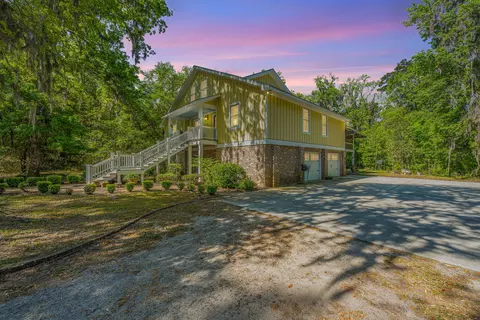 9434 Savannah Hwy, Adams Run, SC 29426