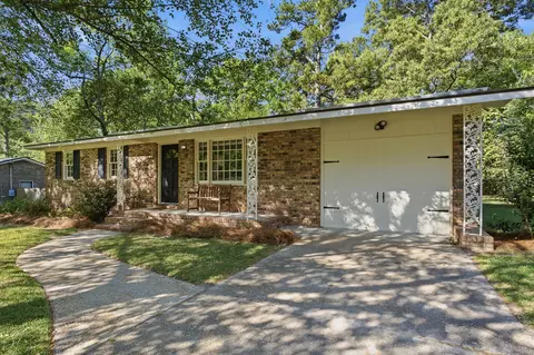 411 Forest Cir, Summerville, SC 29483