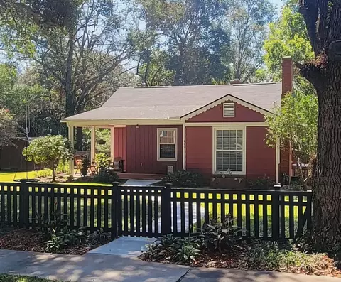 200 Warren St, Walterboro, SC 29488