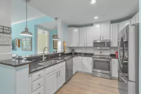 125 Pier View St UNIT 206, Charleston, SC 29492