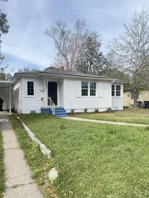 1630 Larry St, North Charleston, SC 29406