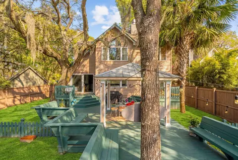 759 Lake Frances Dr, Charleston, SC 29412