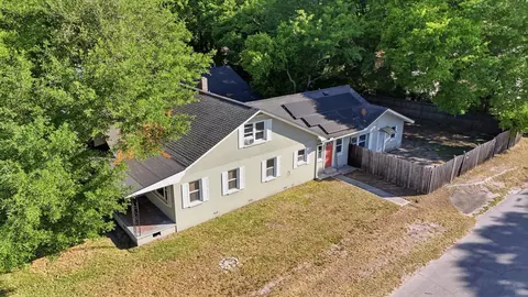 3902 Walnut St, North Charleston, SC 29405