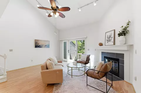 176 River Breeze Dr, Charleston, SC 29407