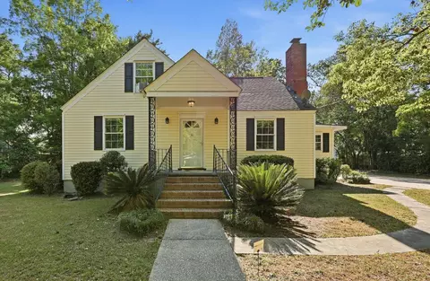 27 Oak Forest Dr, Charleston, SC 29407