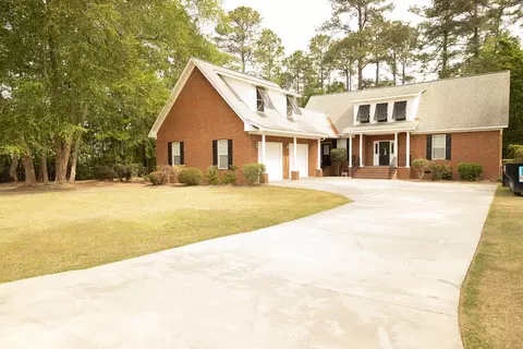 690 Longleaf Dr, Walterboro, SC 29488