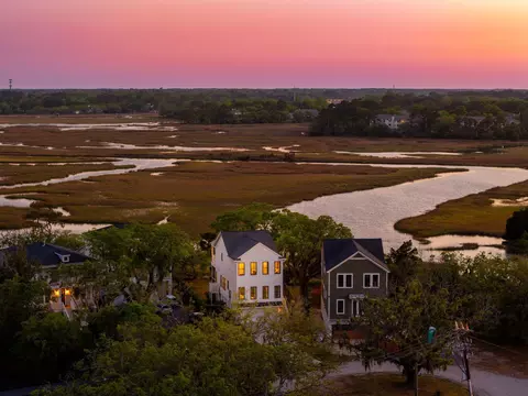 1395 Harbor View Rd, Charleston, SC 29412