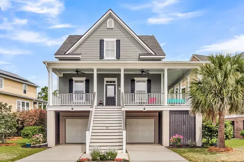 1966 Essex Farms Dr, Charleston, SC 29414