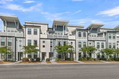 4559 Mixson Ave, North Charleston, SC 29405