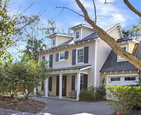 1050 Phillips Park Dr, Mount Pleasant, SC 29464