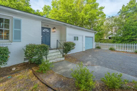 1128 Carter Ave, Mount Pleasant, SC 29464