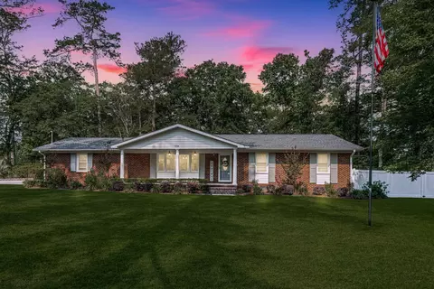 504 Dogwood Cir, Summerville, SC 29485