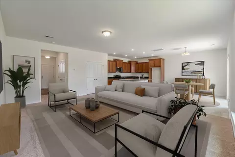 Living - 353 Blue Oak Dr, Moncks Corner, SC 29461 photo 2 of 3