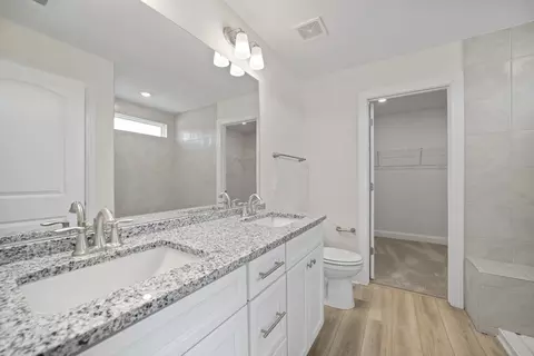 Bath - 353 Blue Oak Dr, Moncks Corner, SC 29461 photo 1 of 1