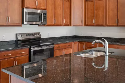 Kitchen - 353 Blue Oak Dr, Moncks Corner, SC 29461 photo 10 of 10