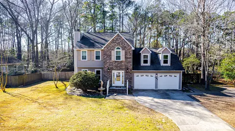 161 Hickory Trace Dr, Goose Creek, SC 29445