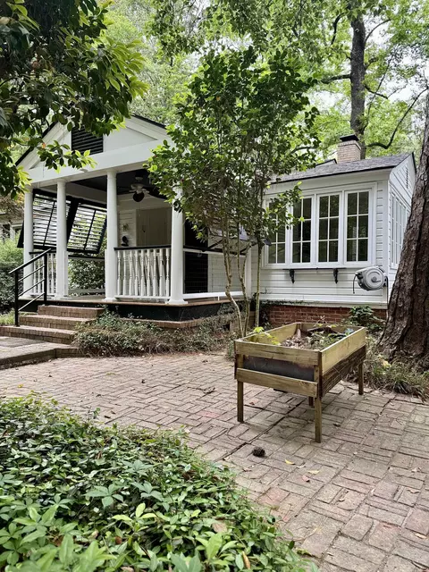 122 Gadsden St, Summerville, SC 29483
