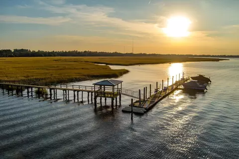 22 River Reach Way, Charleston, SC 29407