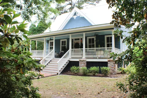408 S Gum St, Summerville, SC 29483
