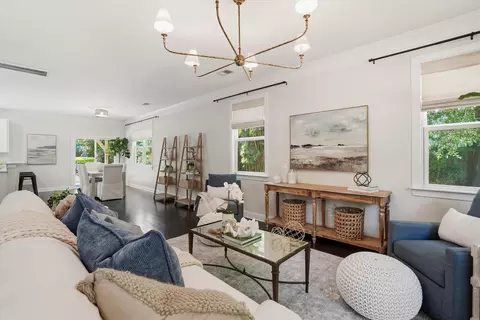 2009 Frampton Ave, Charleston, SC 29412