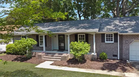 8110 Dearborne Rd, North Charleston, SC 29406