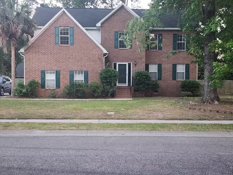 102 Keighley Dr, Goose Creek, SC 29445