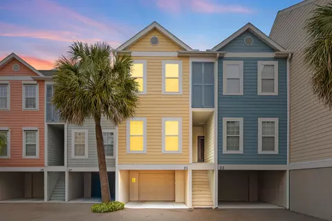 81 Sandbar Ln #21, Folly Beach, SC 29439