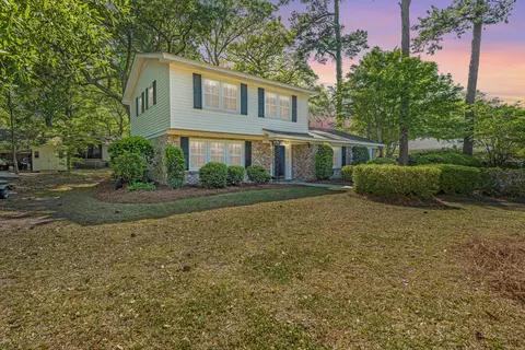 673 Highwood Cir, Charleston, SC 29412