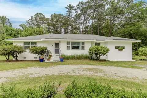 315 Golf Rd, Summerville, SC 29483