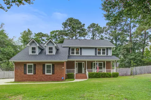 123 Plantation Dr, Summerville, SC 29485