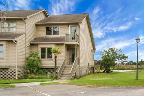 205 River Breeze Dr, Charleston, SC 29407