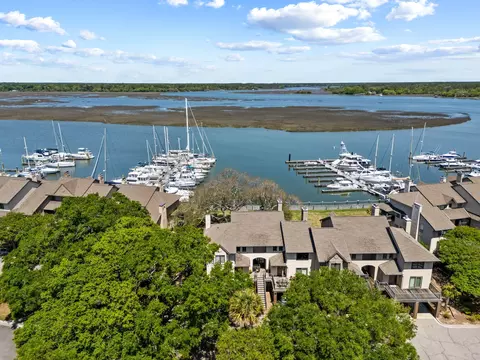 1940 Marsh Oak Ln, Seabrook Island, SC 29455