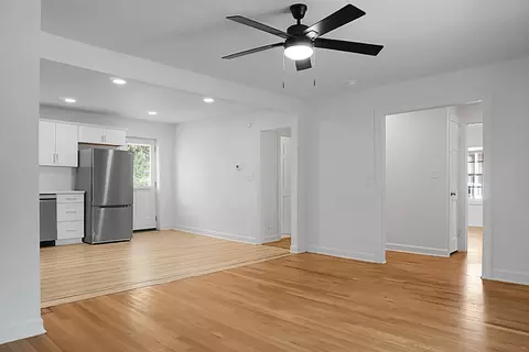 Living - 207 Trivers Dr, Moncks Corner, SC 29461 photo 5 of 5