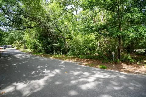 8 Sable St, Walterboro, SC 29488