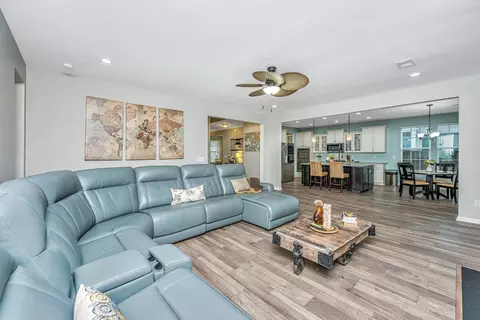 Living - 417 Stonefield Cir, Moncks Corner, SC 29461 photo 1 of 2