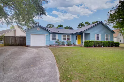8551 Lake Marion Dr, North Charleston, SC 29406