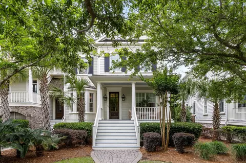 302 Island Park Dr, Charleston, SC 29492