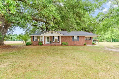 1505 Midway Rd, Elloree, SC 29047