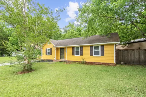 102 Nancy Ln, Summerville, SC 29485